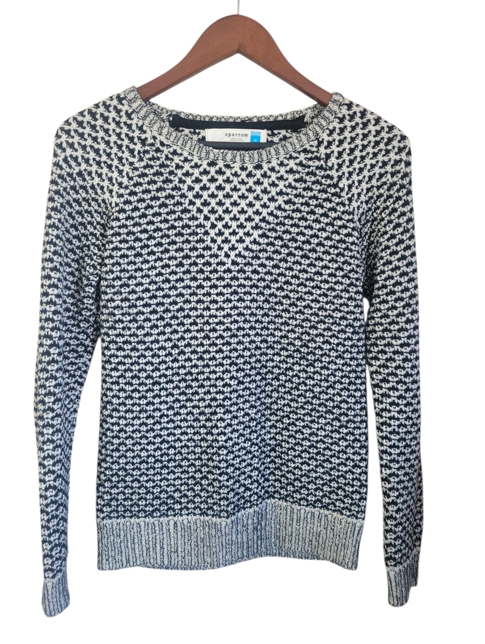 ​Sparrow by Anthropologie Black White Textured Plaited Knit Raglan Sweater Med